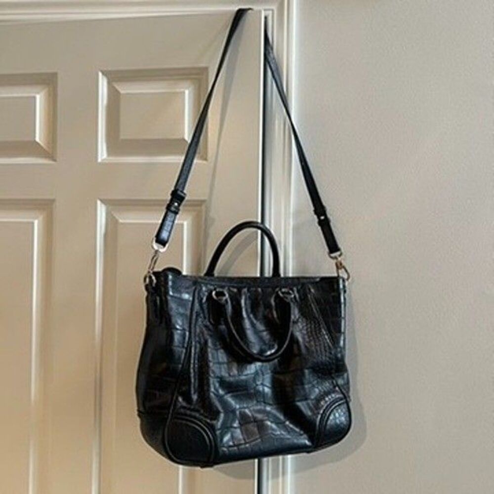 VTG Giorgio Armani Crossbody Strap Black Croc-Embossed Leather Tote Bag Womens